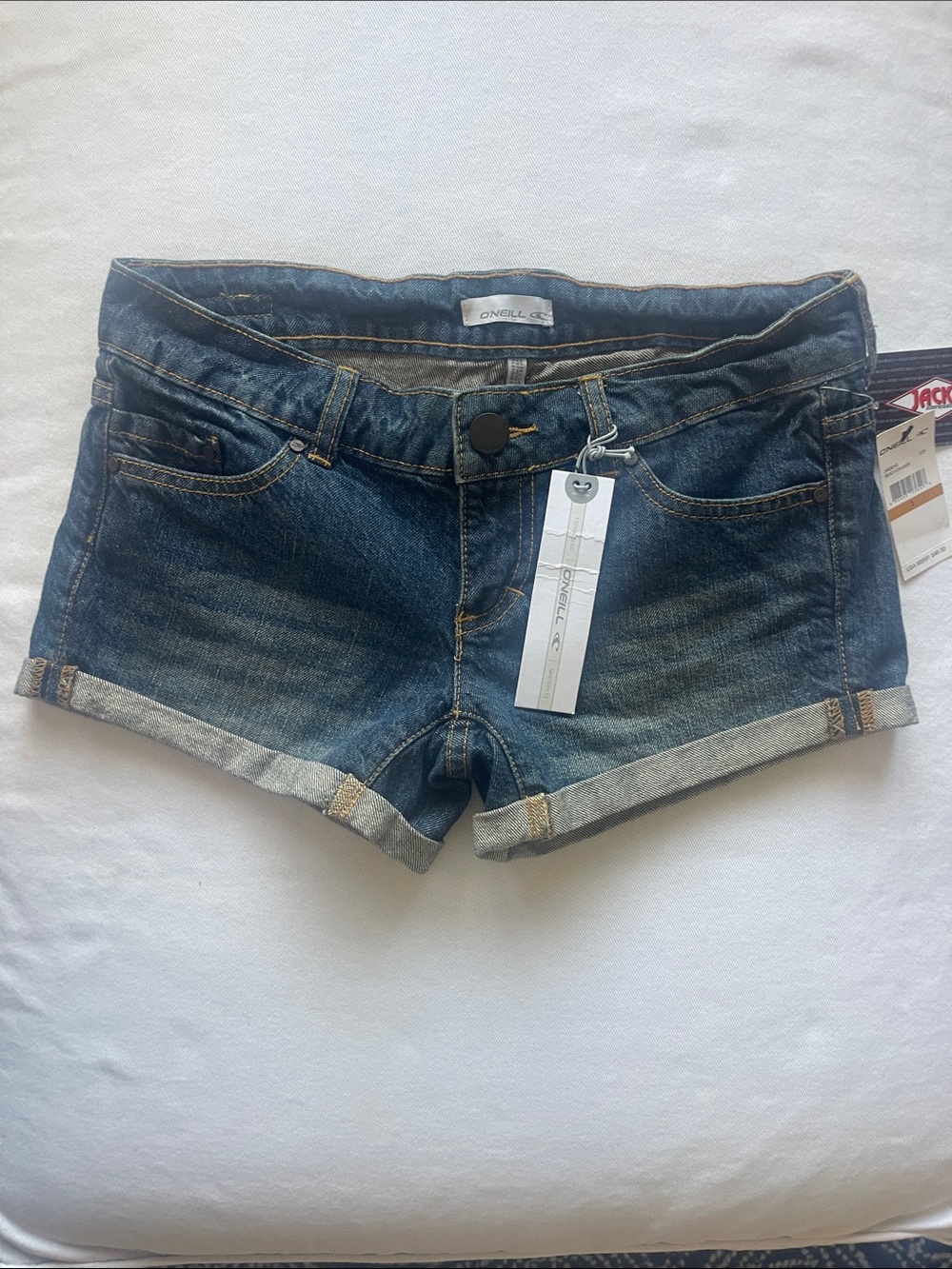 NWT O'Neill Women's Size 3 Dark Wash Denim Cuffed Shorts